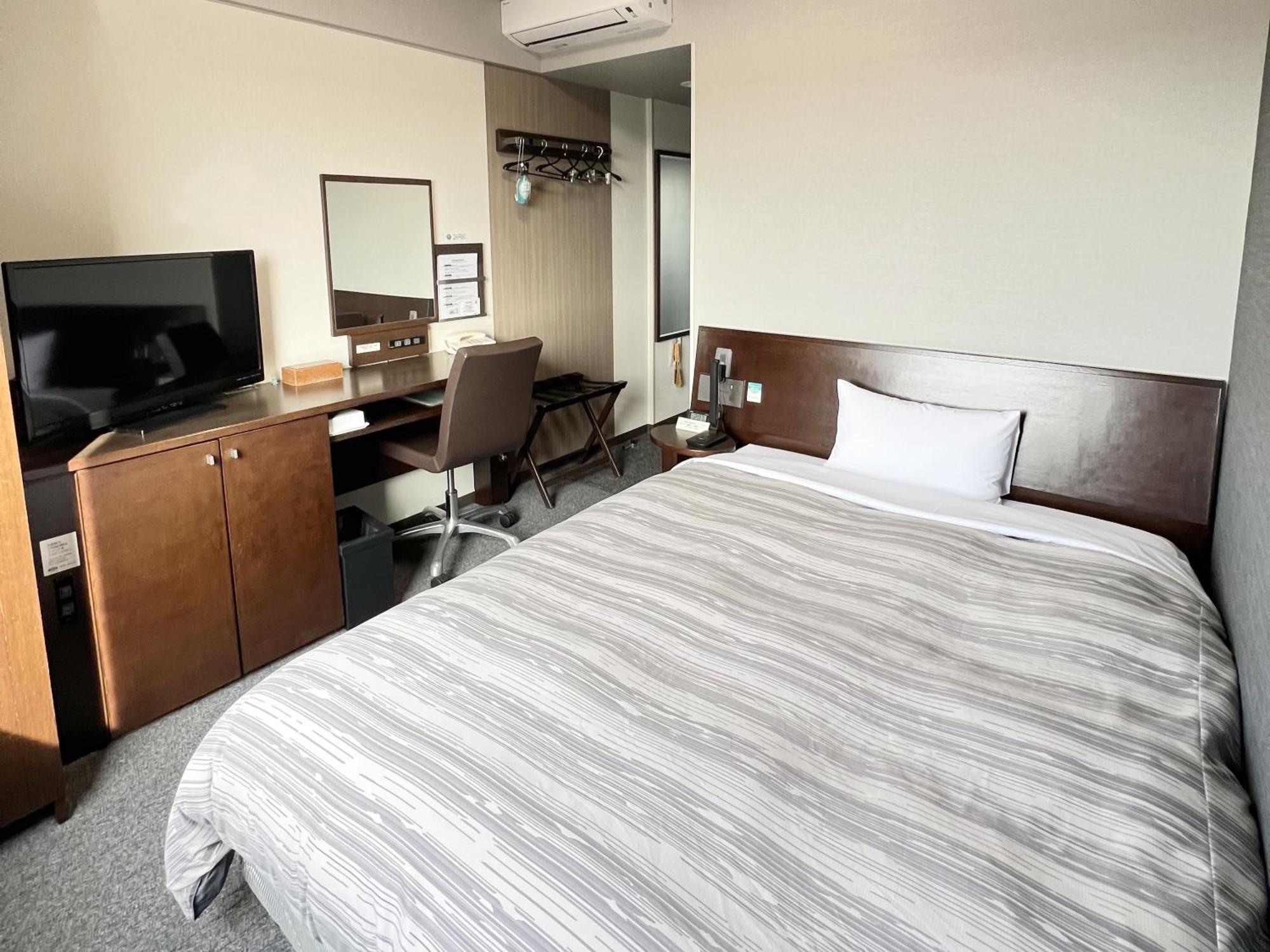 Hotel Route-Inn Shimodate Chikusei Экстерьер фото